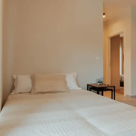 Dantis Place Alpha2 Apartment